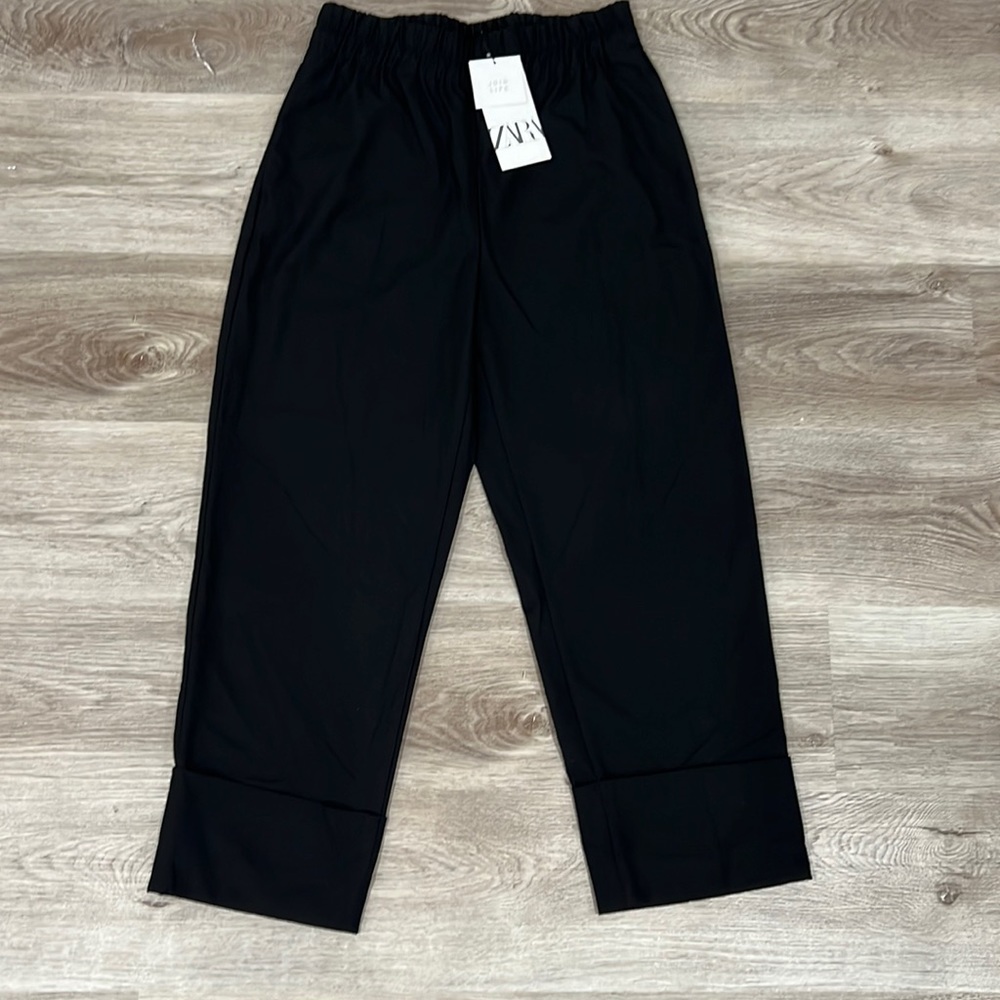 NWT Zara Cuffed Pants size M